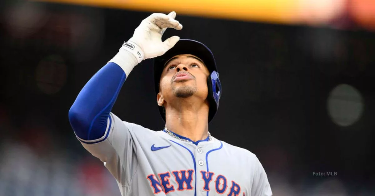 Francisco Lindor luego de conectar un cuadrangular con New York Mets