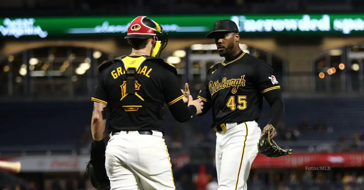 Aroldis Chapman junto a Yasmani Grandal