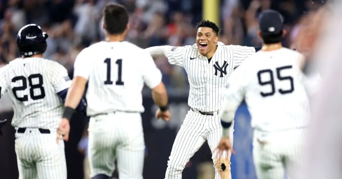 Juan Soto celebra su walk off ante Boston